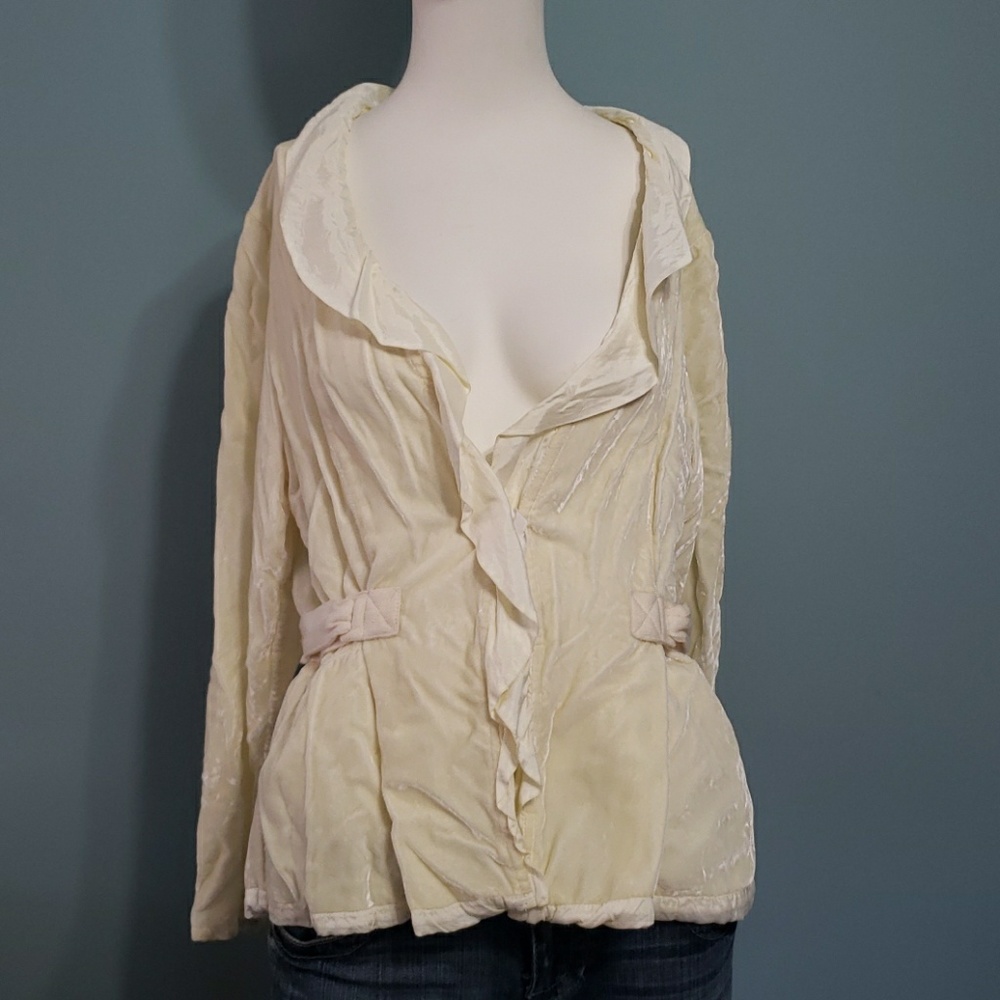 Neesh by d.a.r ivory velvet jacket